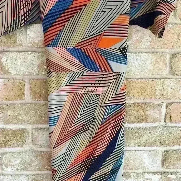 BCBG MaxAzria Multicolor Short Sleeve Dress!! - Picture 2 of 5